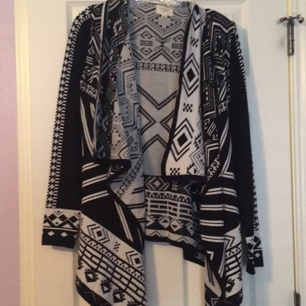 Black and white Aztec cardigan
